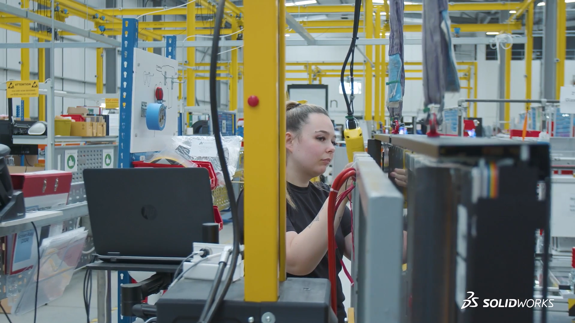  IoT物聯網戶外電子廣告看板- 如何做到極端天氣也屹立不搖